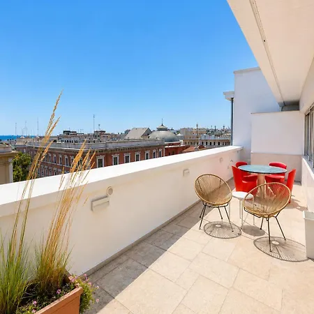 Terrazza Dell'orologio Apartment *